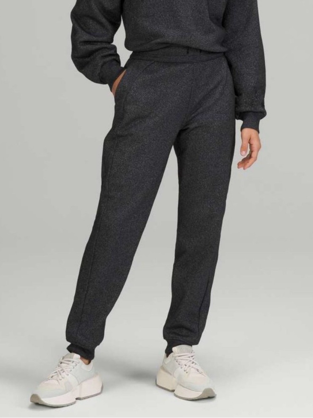 Lululemon‎ Scuba High-Rise Jogger 7/8 Length *Sparkle Black size 6